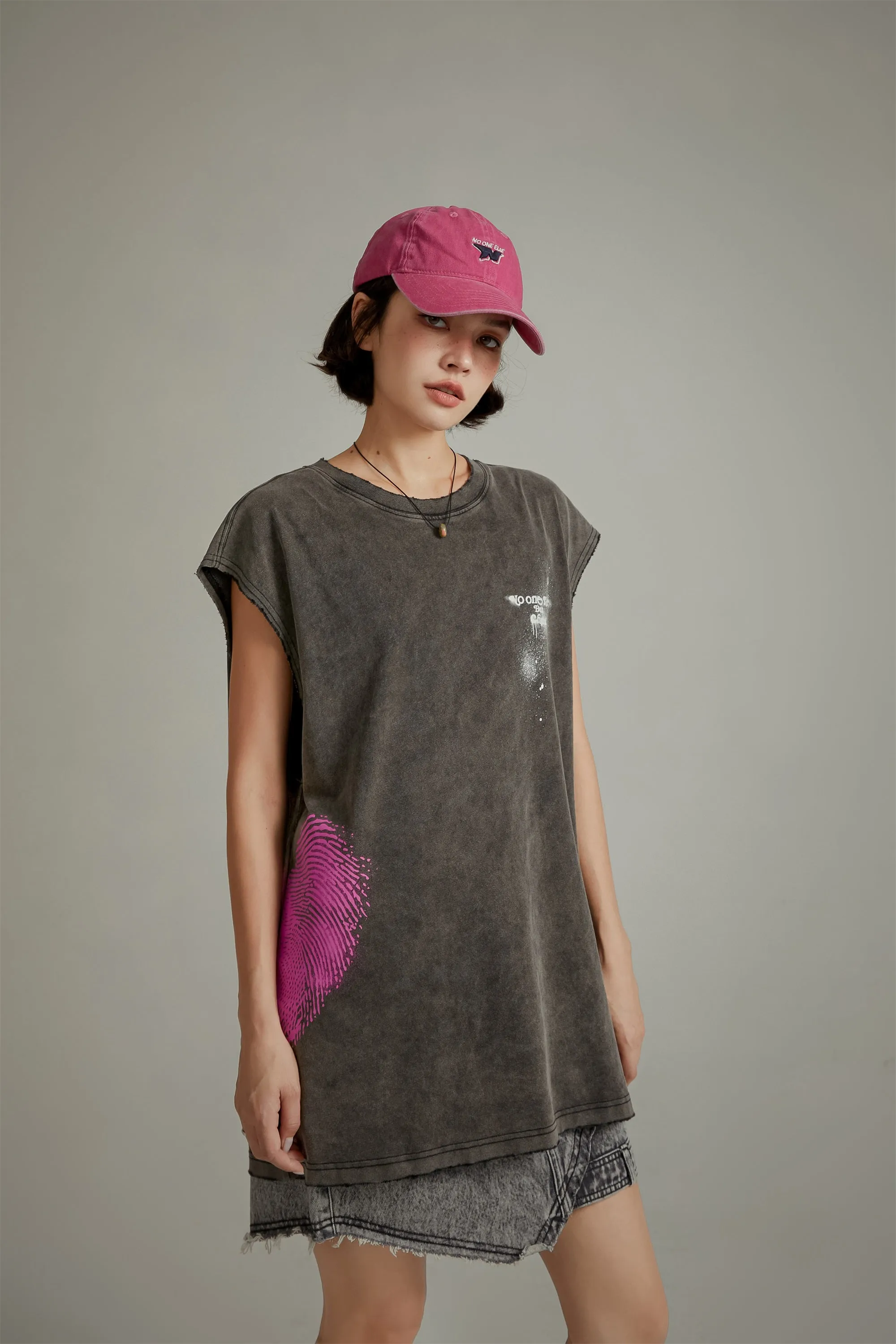 Heart Boxy Sleeveless T-Shirt