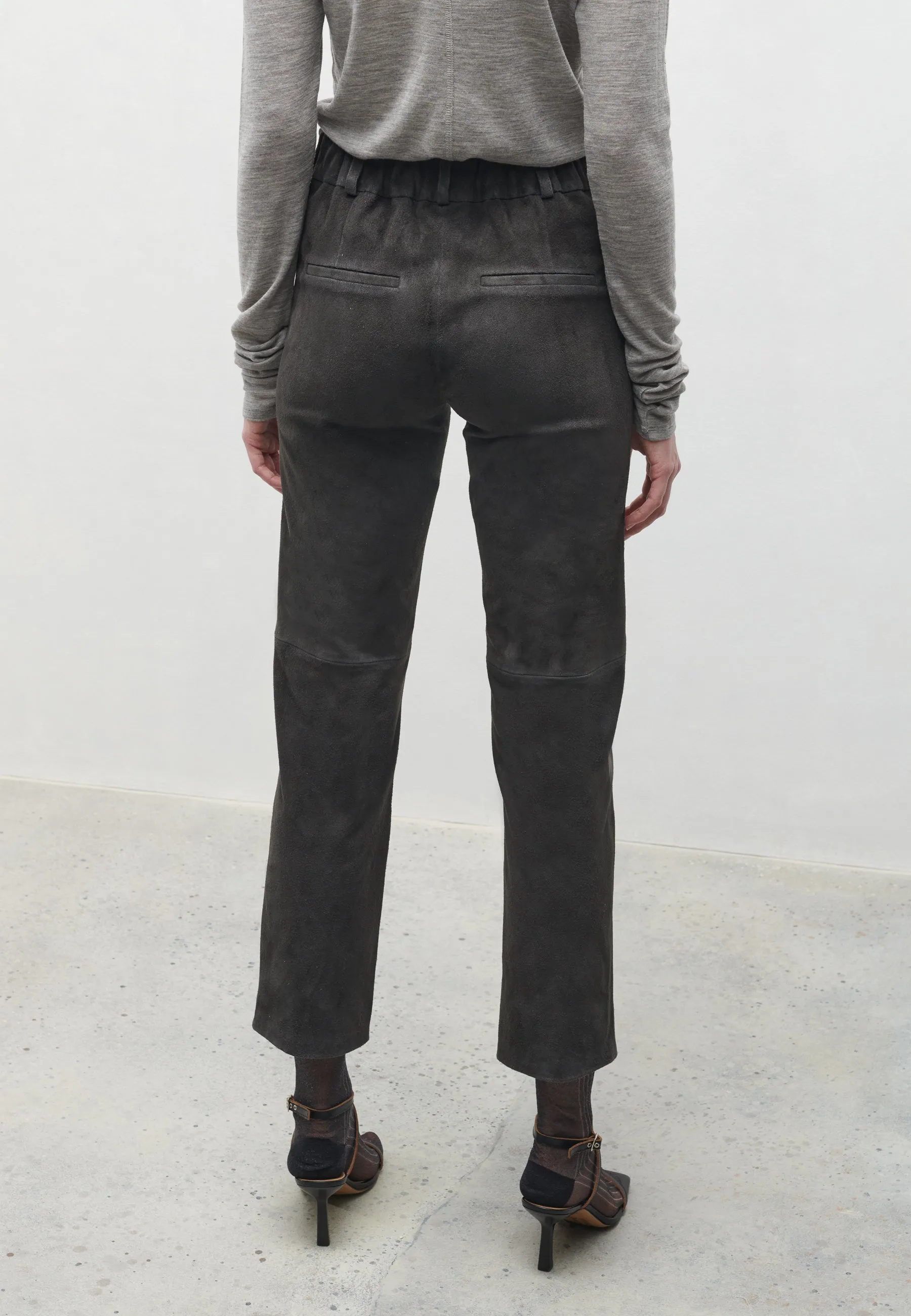 JEN | Suede Slim Fit Pantalon